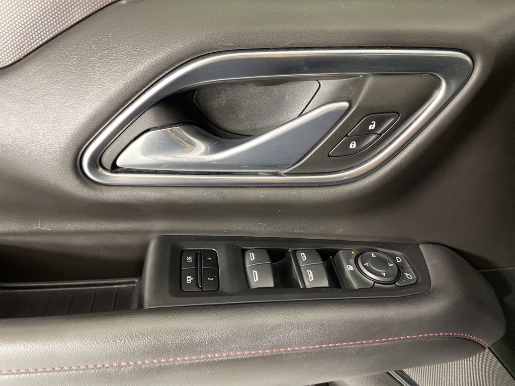 2021 Chevrolet Tahoe RST photo 12