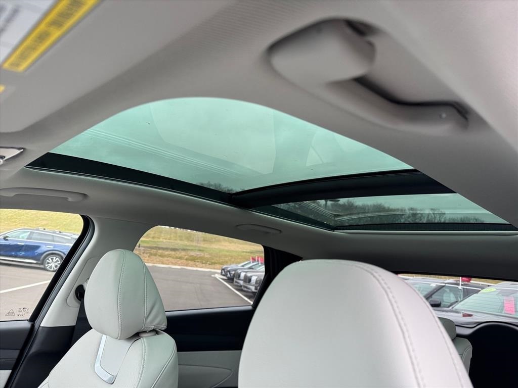 2026 Hyundai Tucson Limited photo 3