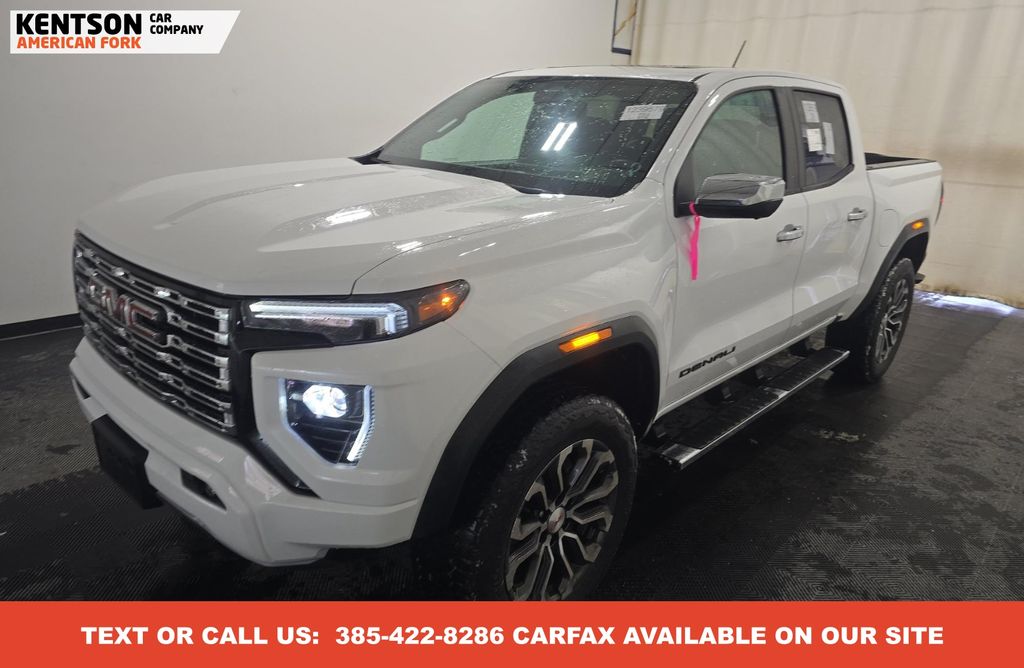 2023 GMC Canyon Denali's photo