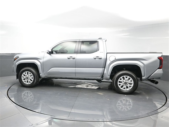 2024 Toyota Tacoma SR5 photo 4