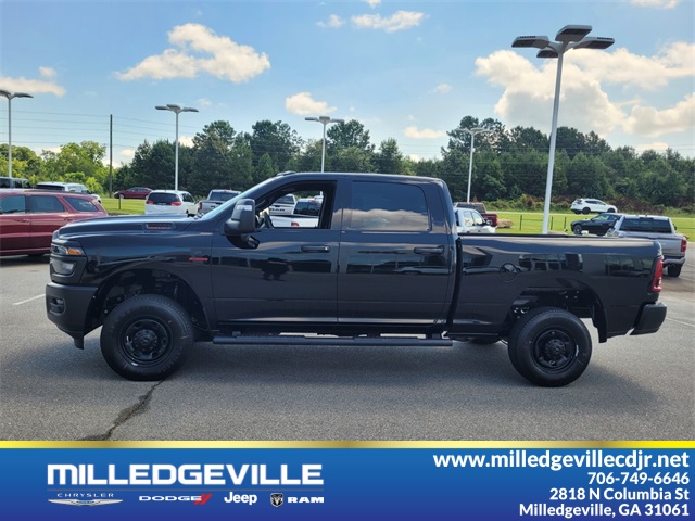2025 Ram 2500 Tradesman photo 4