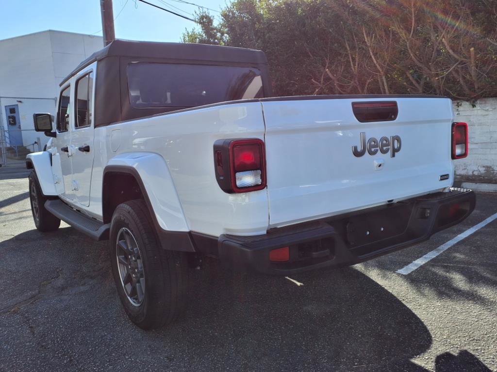 2022 Jeep Gladiator Overland photo 3