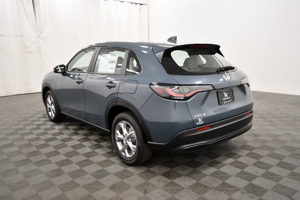 2026 Honda HR-V LX photo 4