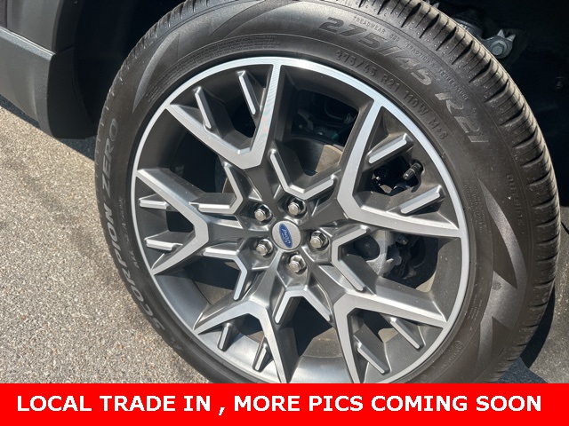 2025 Ford Explorer Platinum photo 19