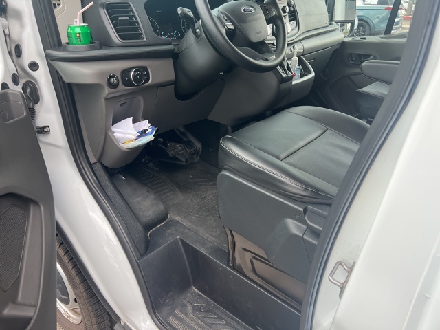 2020 Ford Transit photo 3