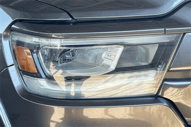 2022 Ram 1500 Laramie photo 8