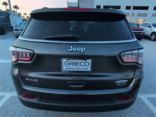 2017 Jeep Compass Latitude photo 13