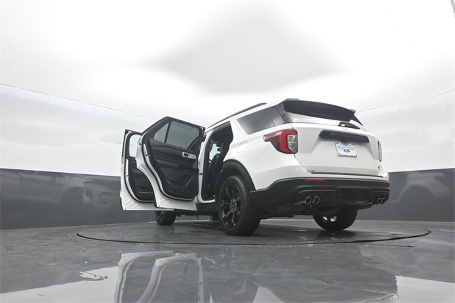 2022 Ford Explorer ST photo 39