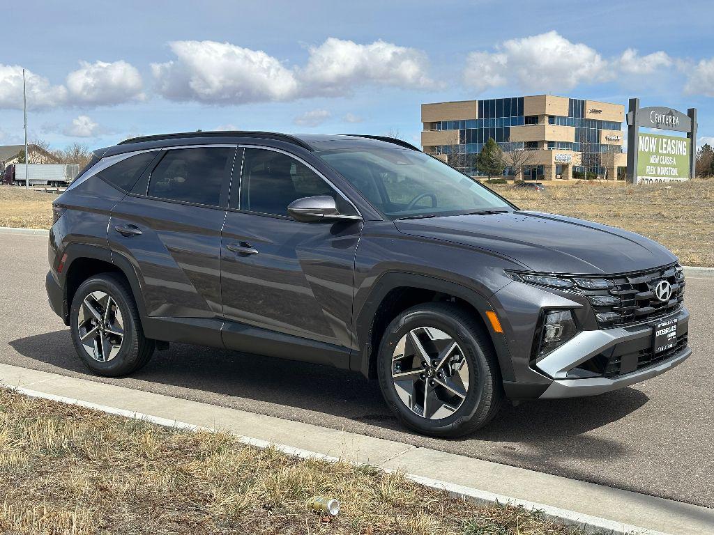 2025 Hyundai Tucson Hybrid Limited photo 3