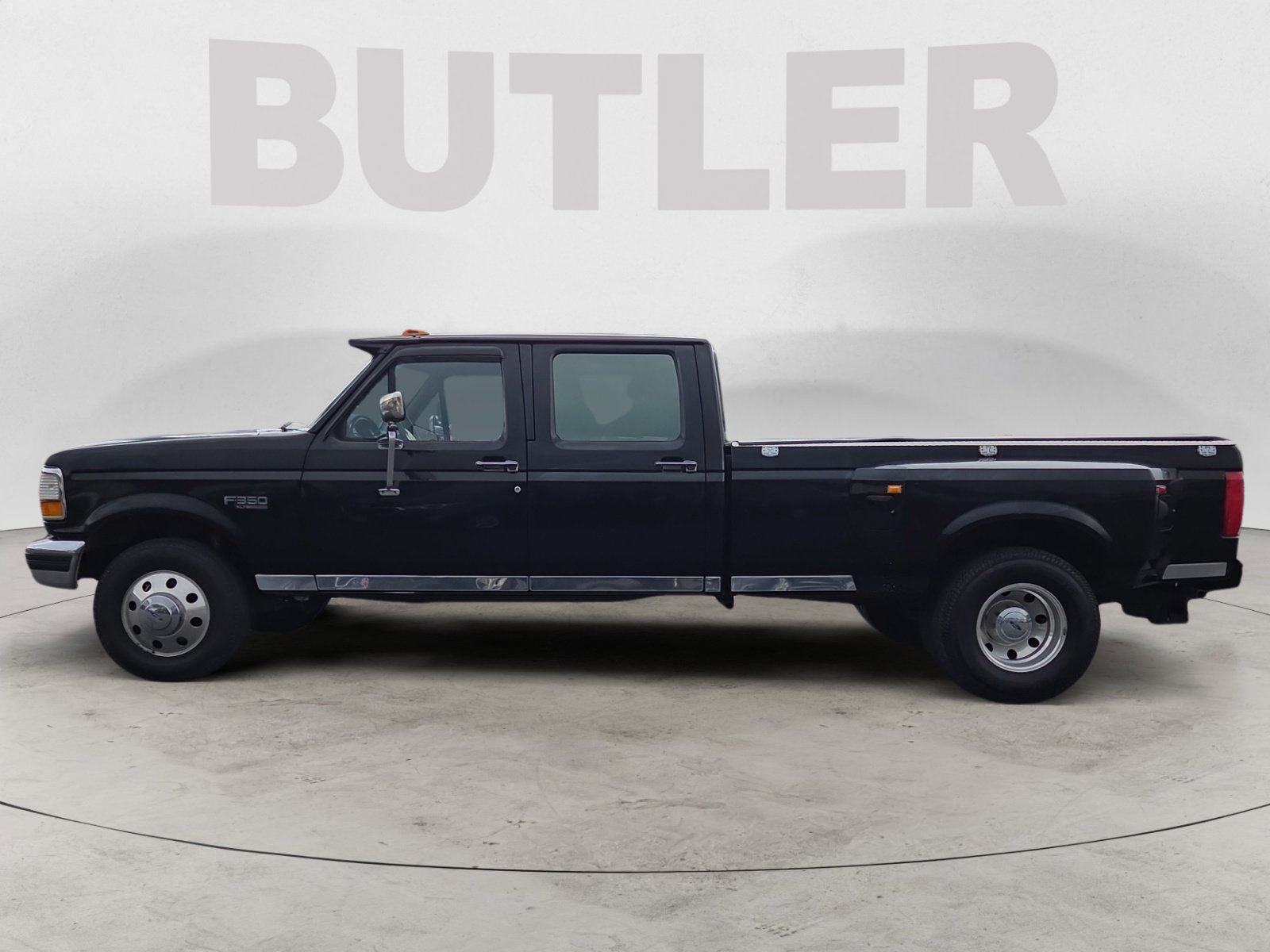 Used 1997 Ford F-350 XL with VIN 1FTJW35G3VEB77209 for sale in Ashland, OR