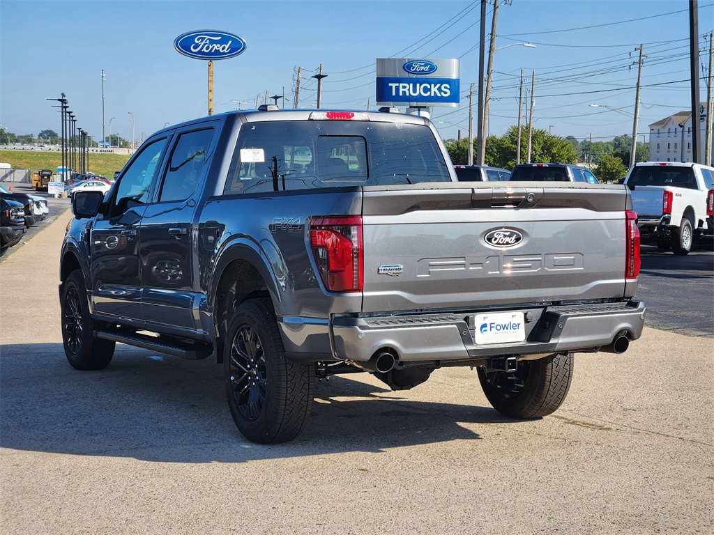 2025 Ford F-150 XLT photo 3