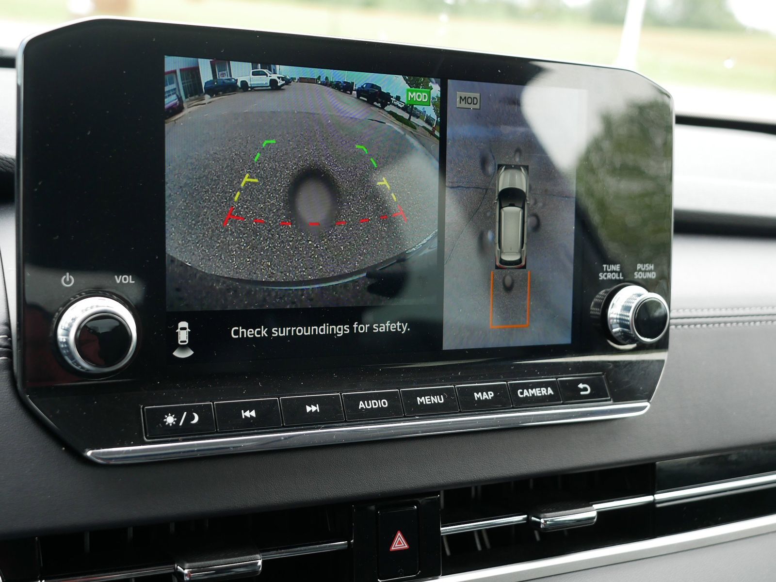 2024 Mitsubishi Outlander SE photo 18