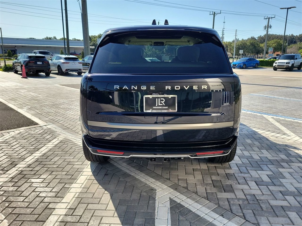 2025 Land Rover Range Rover Autobiography photo 4