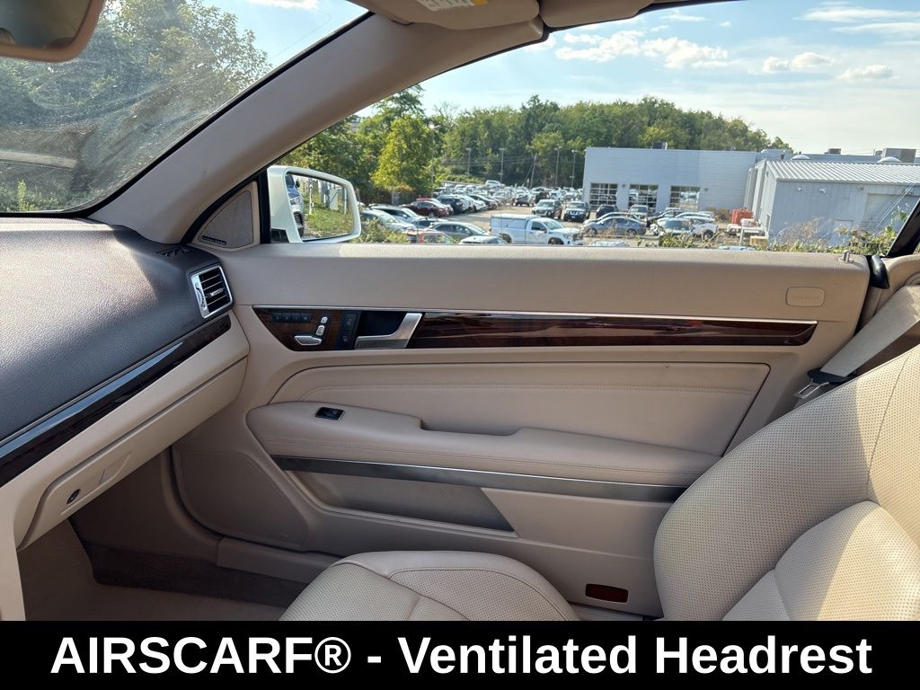 2015 Mercedes Benz E 400 photo 14