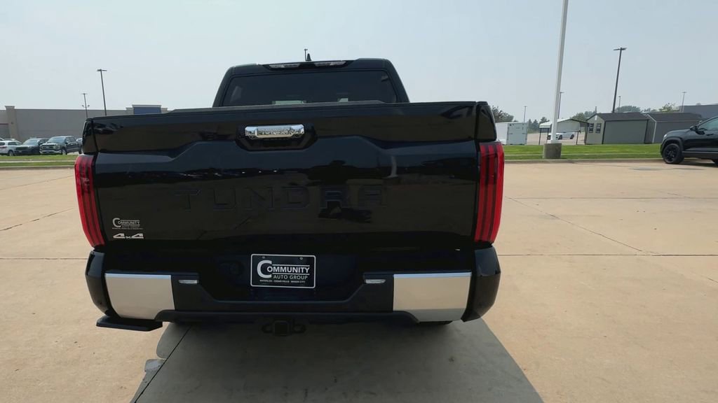 2025 Toyota Tundra Limited photo 7