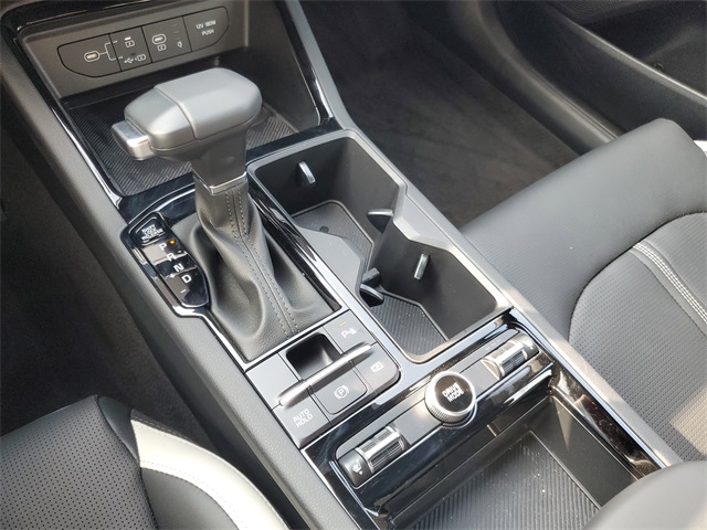2025 Kia K5 GT-Line photo 22