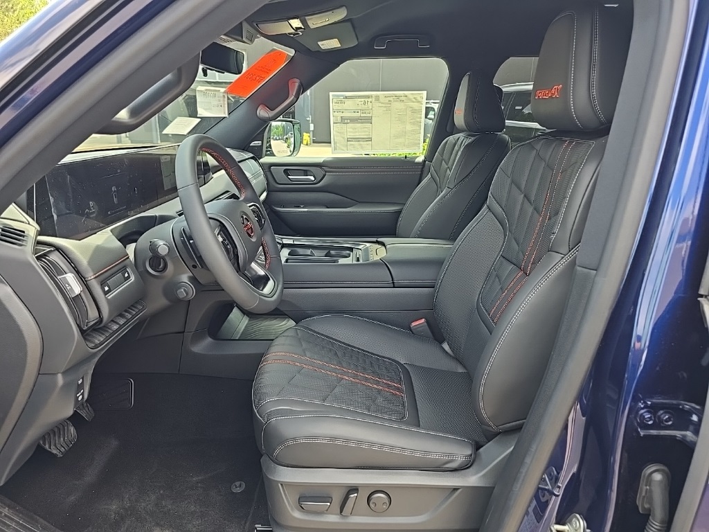 2025 Nissan Armada photo 6