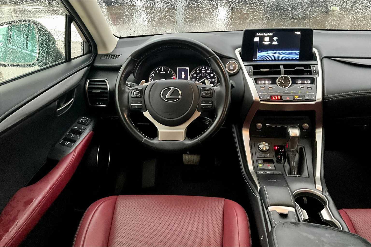 2021 Lexus NX photo 5