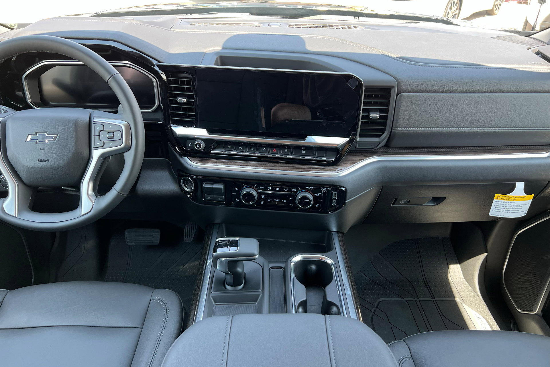 2026 Chevrolet Silverado 1500 RST photo 13