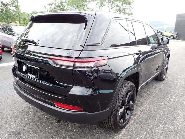 2025 Jeep Grand Cherokee Altitude X photo 6