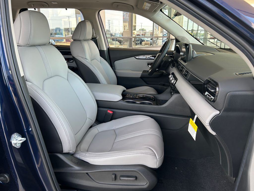 2025 Honda Pilot Touring photo 24