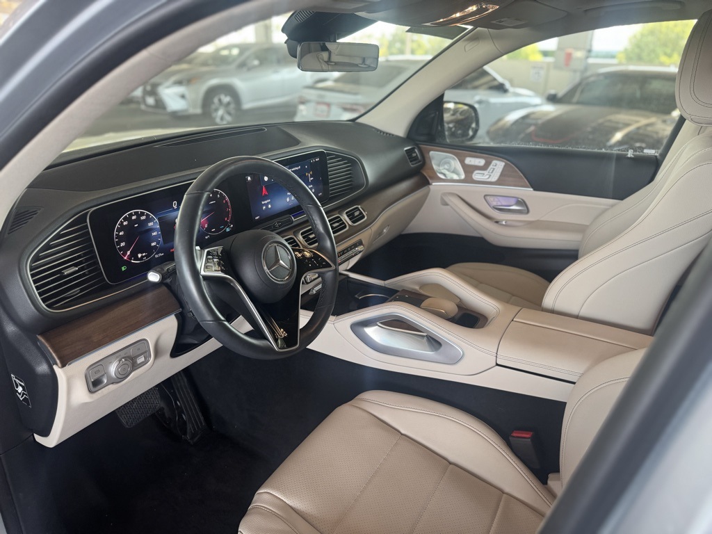 2024 Mercedes Benz GLE 450 4MATIC photo 3