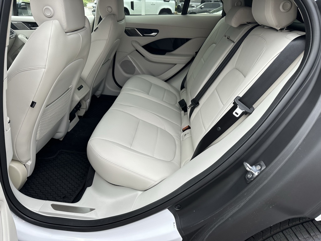 2024 Jaguar I-PACE HSE photo 21