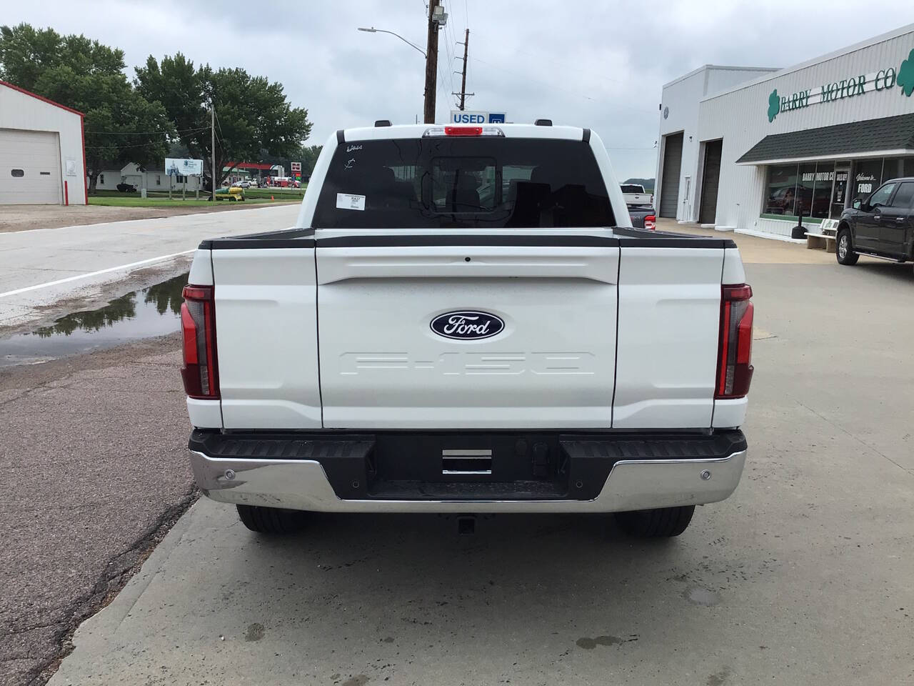 2025 Ford F-150 Lariat photo 3