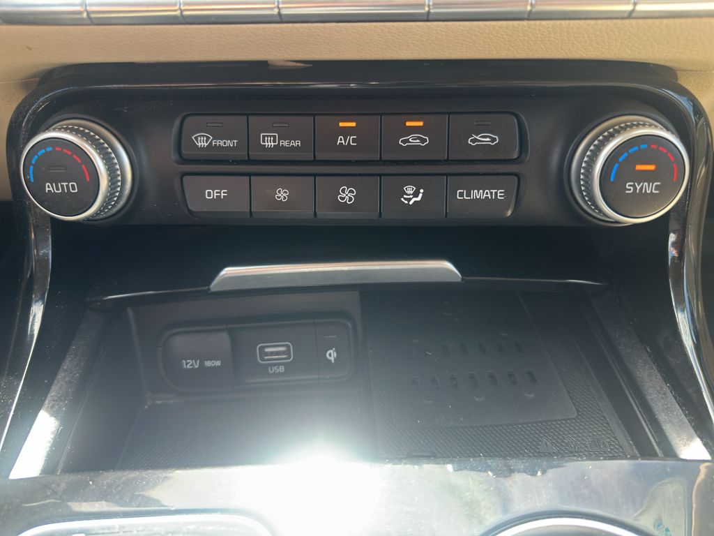 2023 Kia Stinger GT-Line photo 27