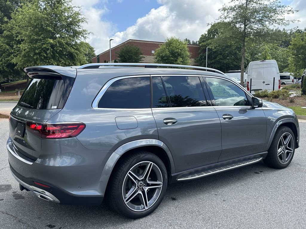 2025 Mercedes Benz GLS 450 4MATIC photo 8