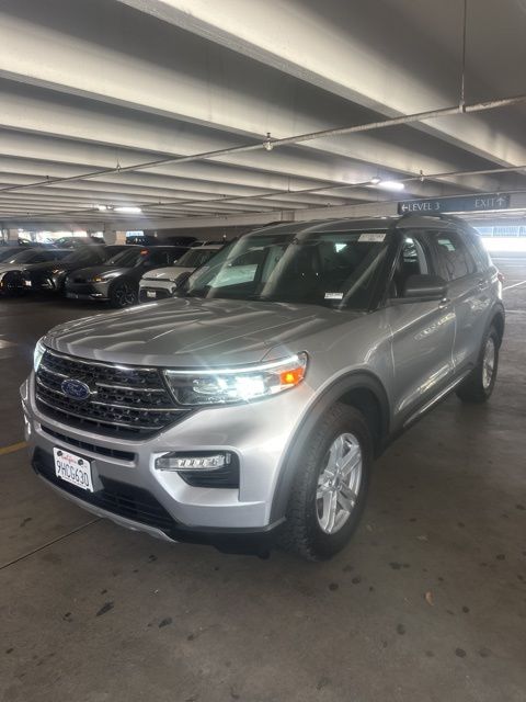 2023 Ford Explorer XLT photo 26