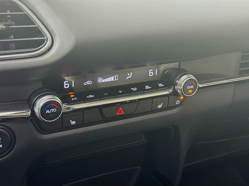 2025 Mazda CX-30 2.5 S Preferred photo 3