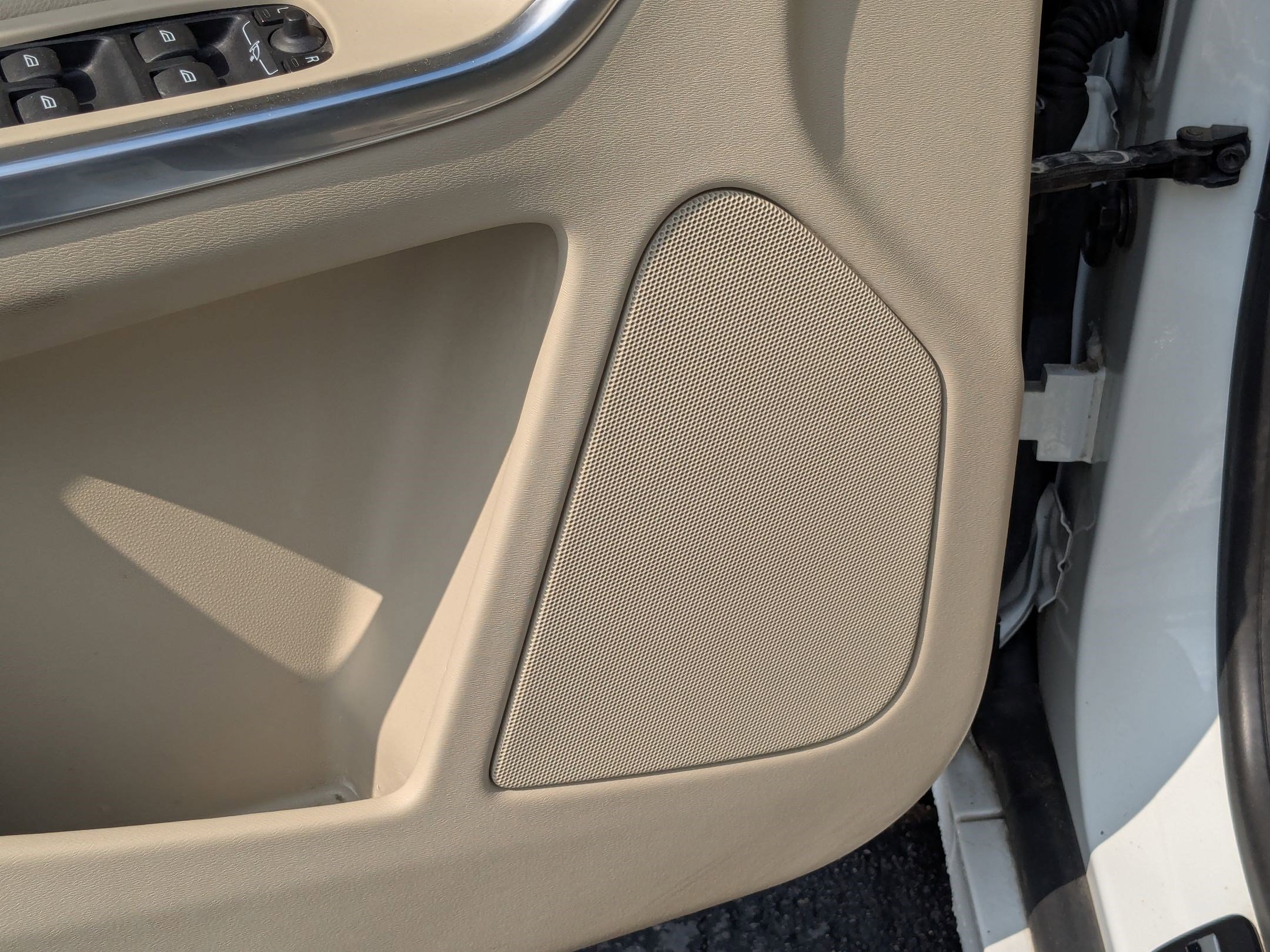 2015 Volvo XC60 T5 Premier photo 11