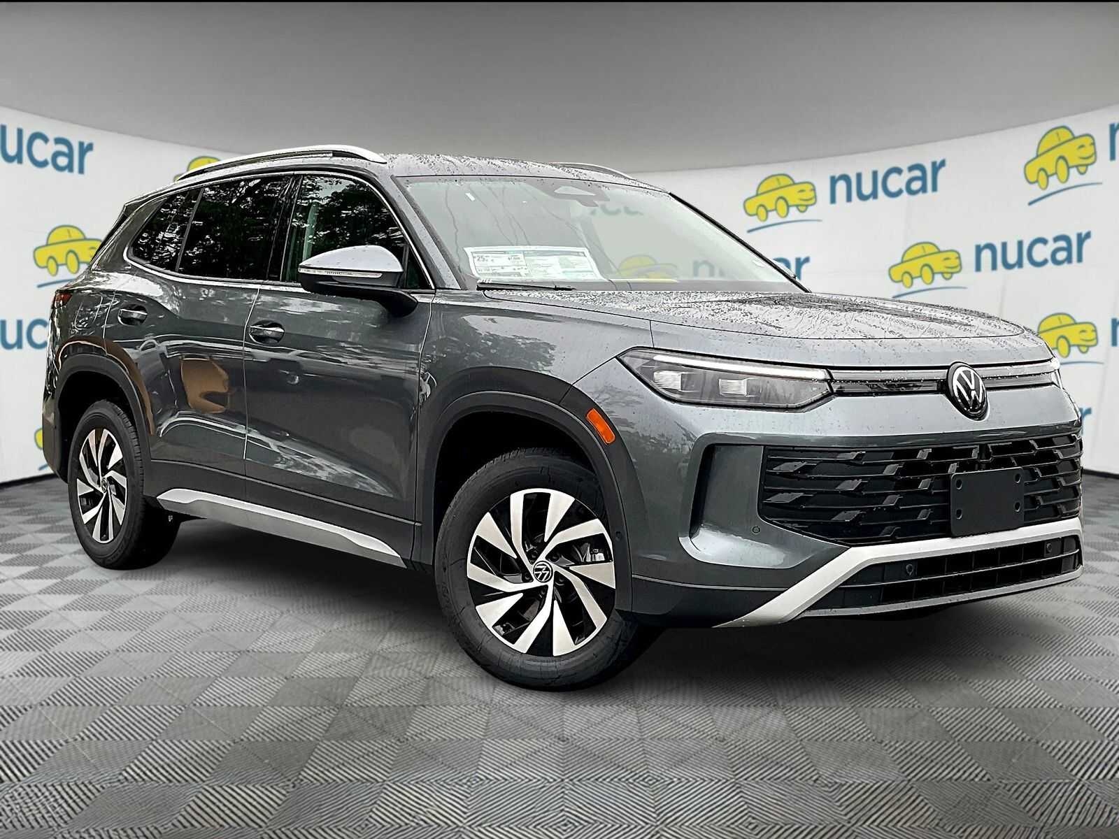 2025 Volkswagen Tiguan S's photo