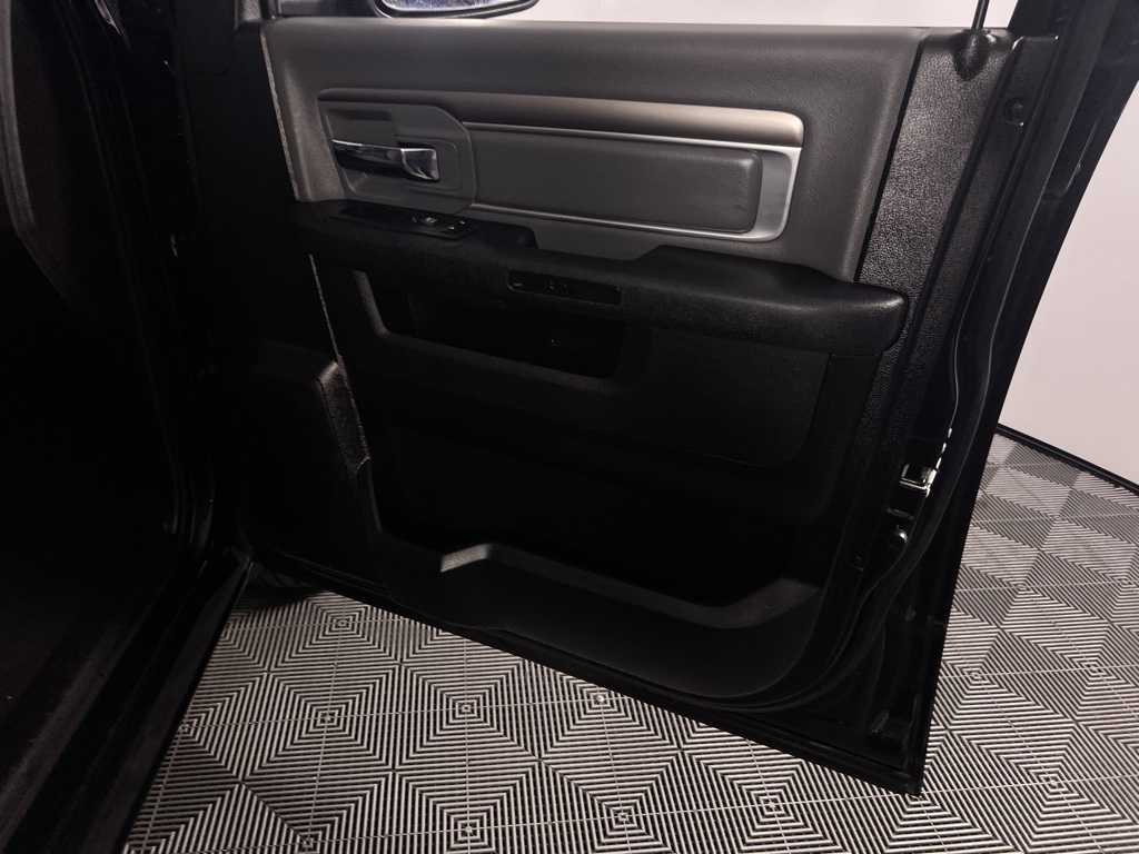 2024 Ram 1500 Classic SLT photo 27