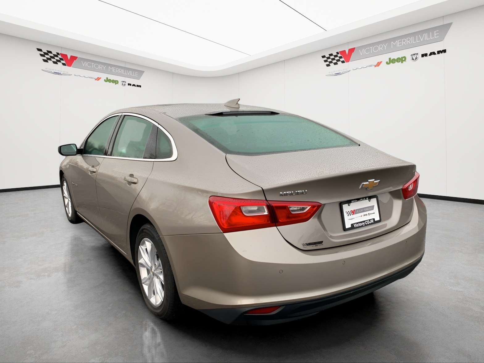 2024 Chevrolet Malibu 1LT photo 3