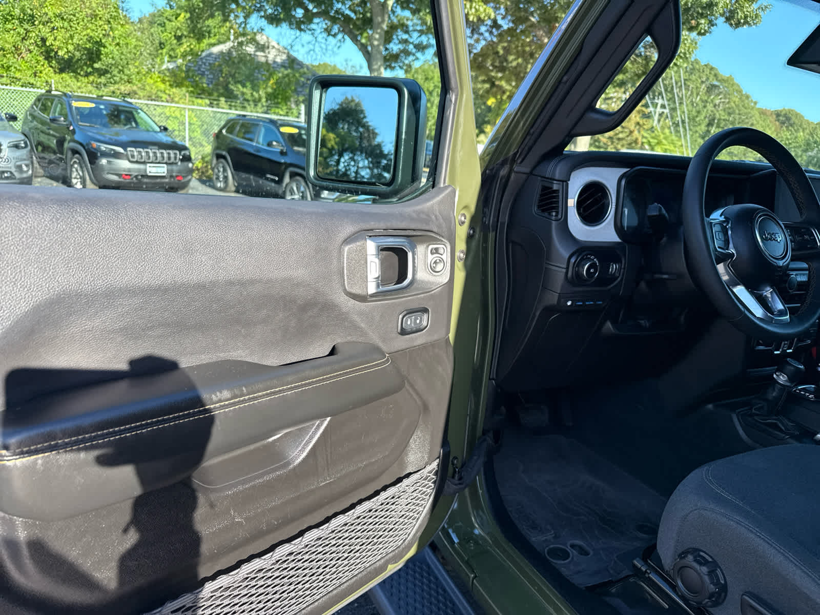 2024 Jeep Wrangler 4xe Sahara photo 10