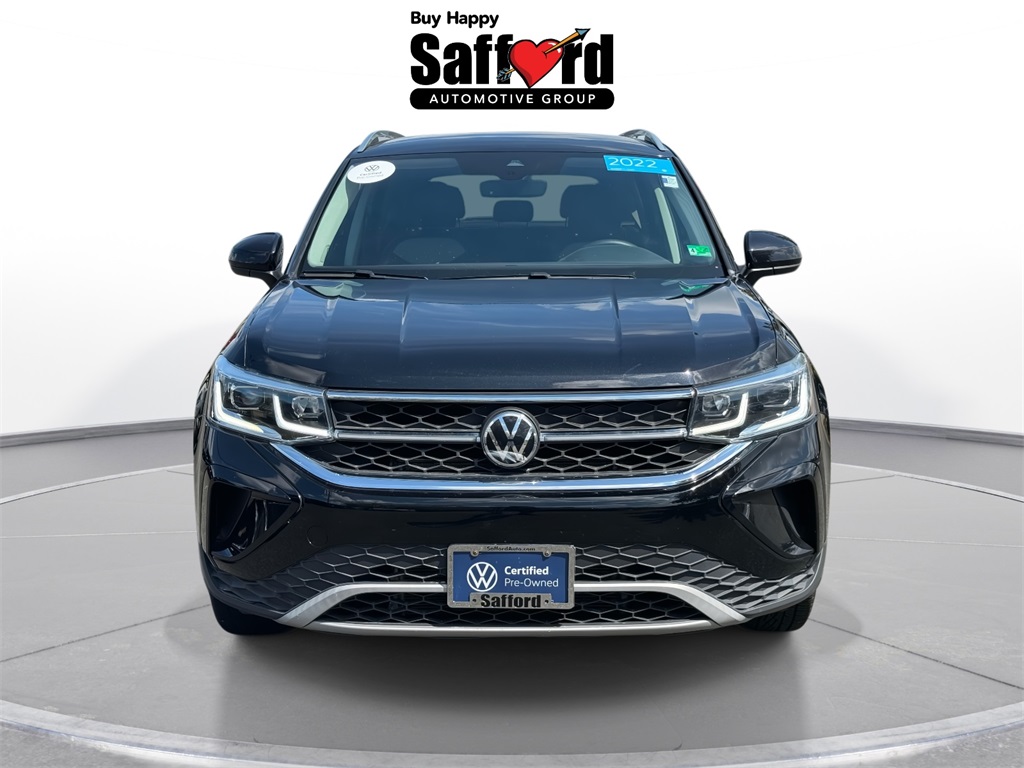 2022 Volkswagen Taos SEL photo 8