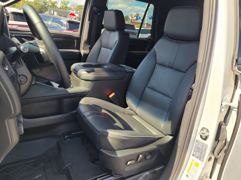 2022 Chevrolet Tahoe RST photo 8