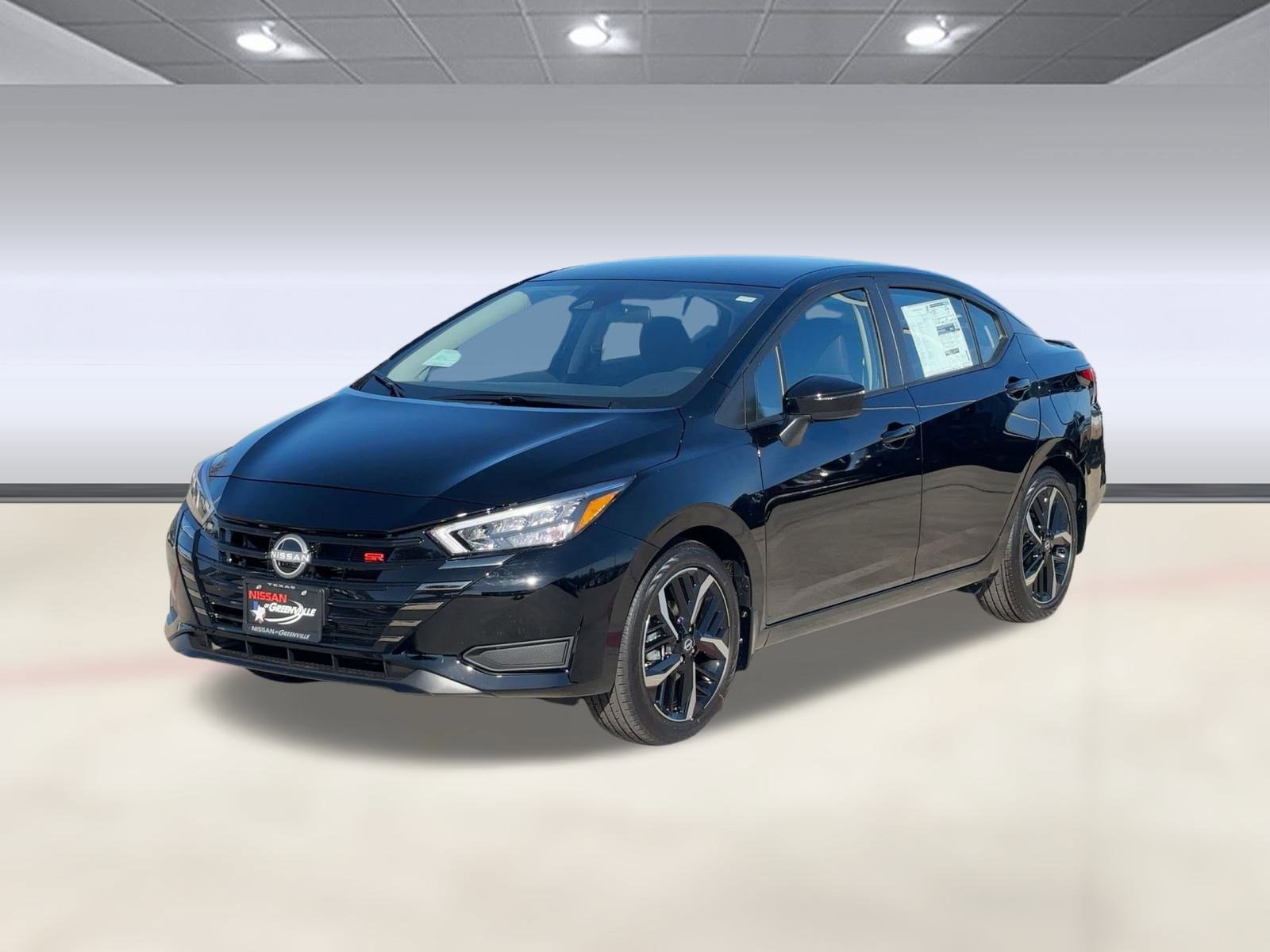 2025 Nissan Versa Sedan SR's photo