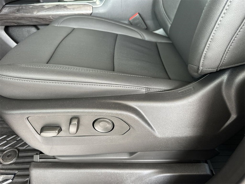 2025 Chevrolet Silverado 2500HD LTZ photo 21