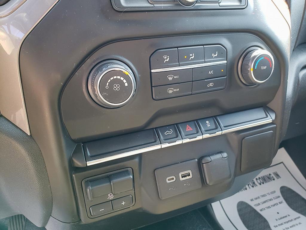 2021 Chevrolet Silverado 1500 photo 13