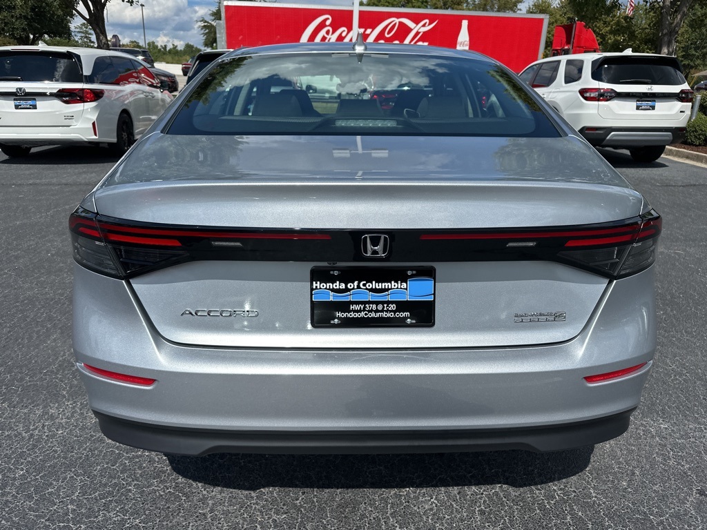 2025 Honda Accord LX photo 4