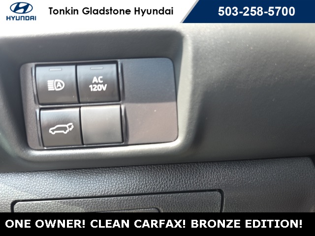 2022 Toyota Highlander Hybrid Bronze Edition photo 9