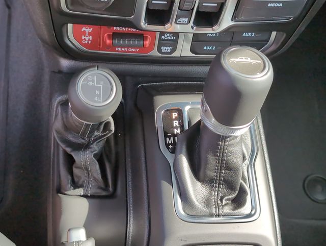 2025 Jeep Gladiator Rubicon photo 17