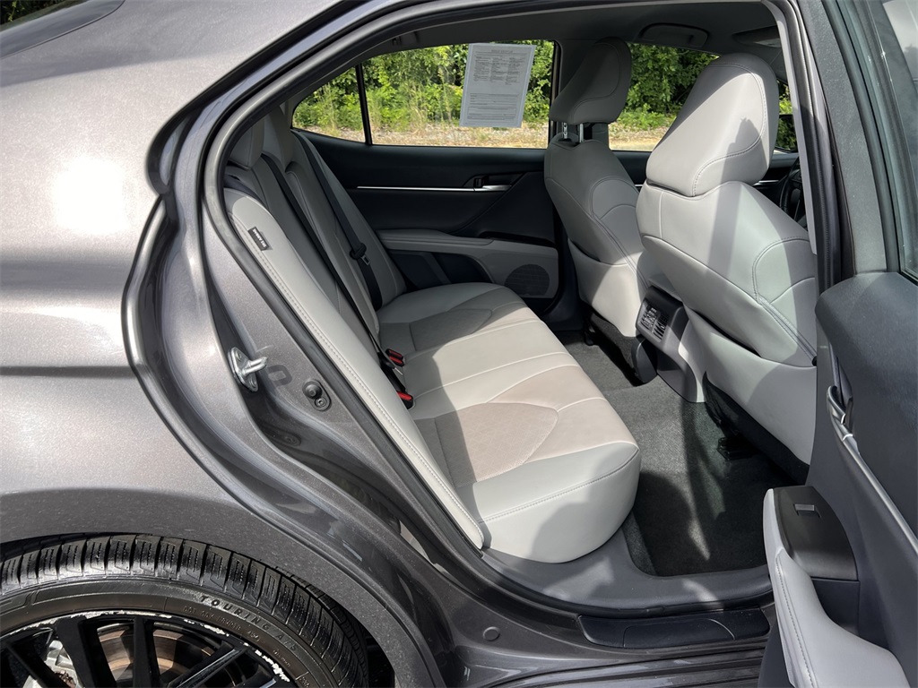 2023 Toyota Camry XSE photo 11