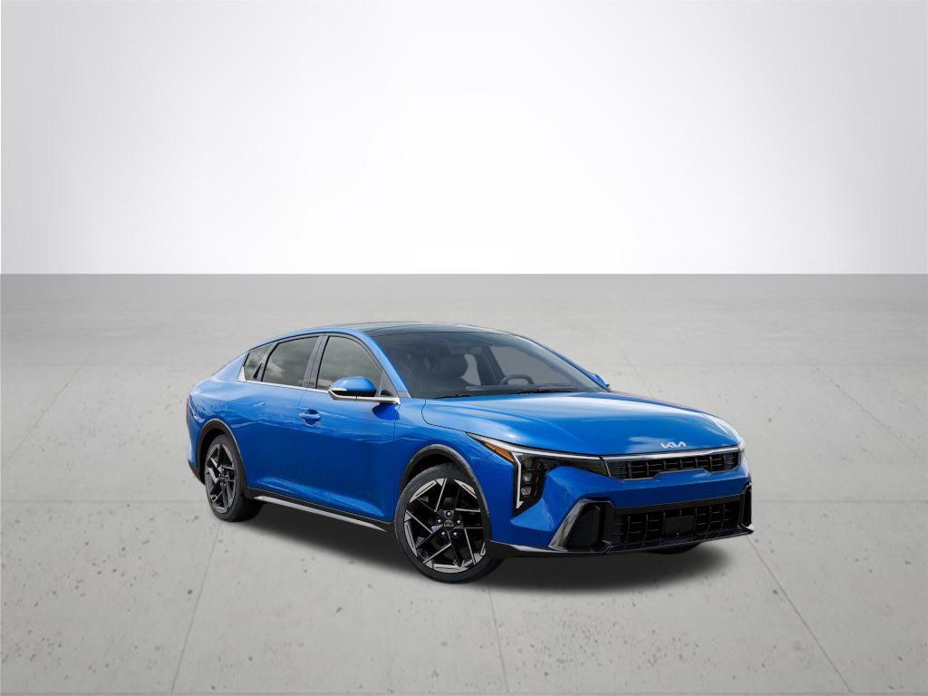 2025 Kia K4 GT-Line photo 7