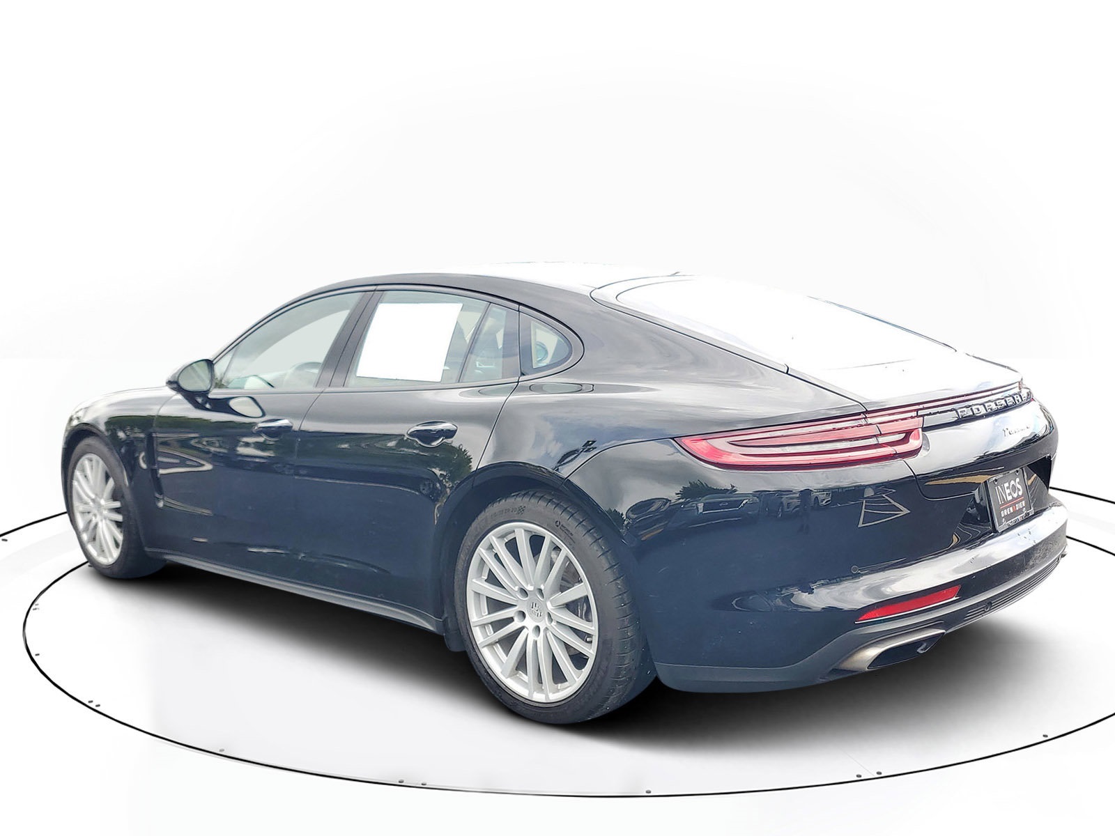 2019 Porsche Panamera 4 photo 4
