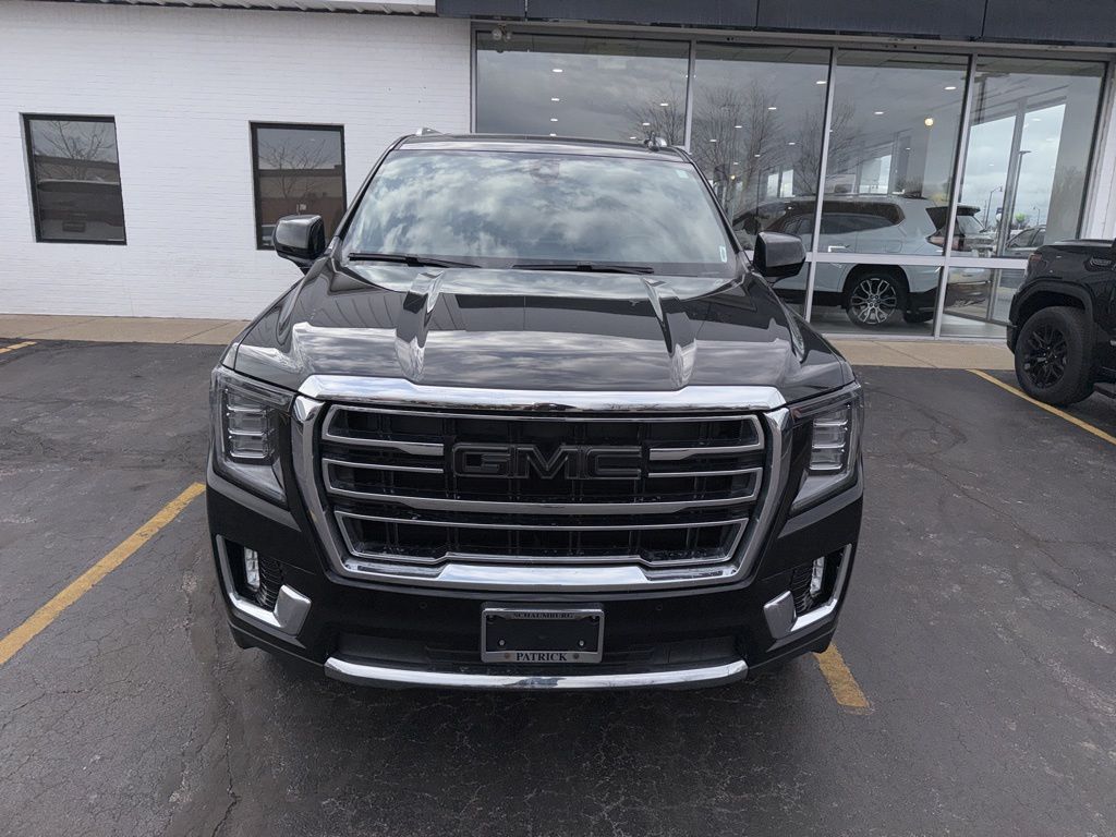 2022 GMC YUKON XL - Image 2