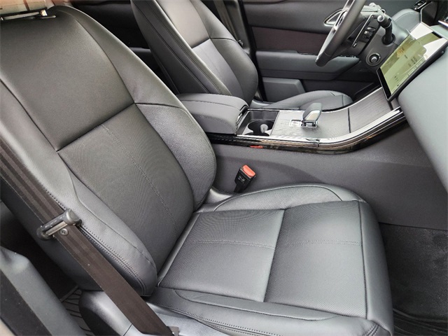2025 Land Rover Range Rover Velar SE photo 13